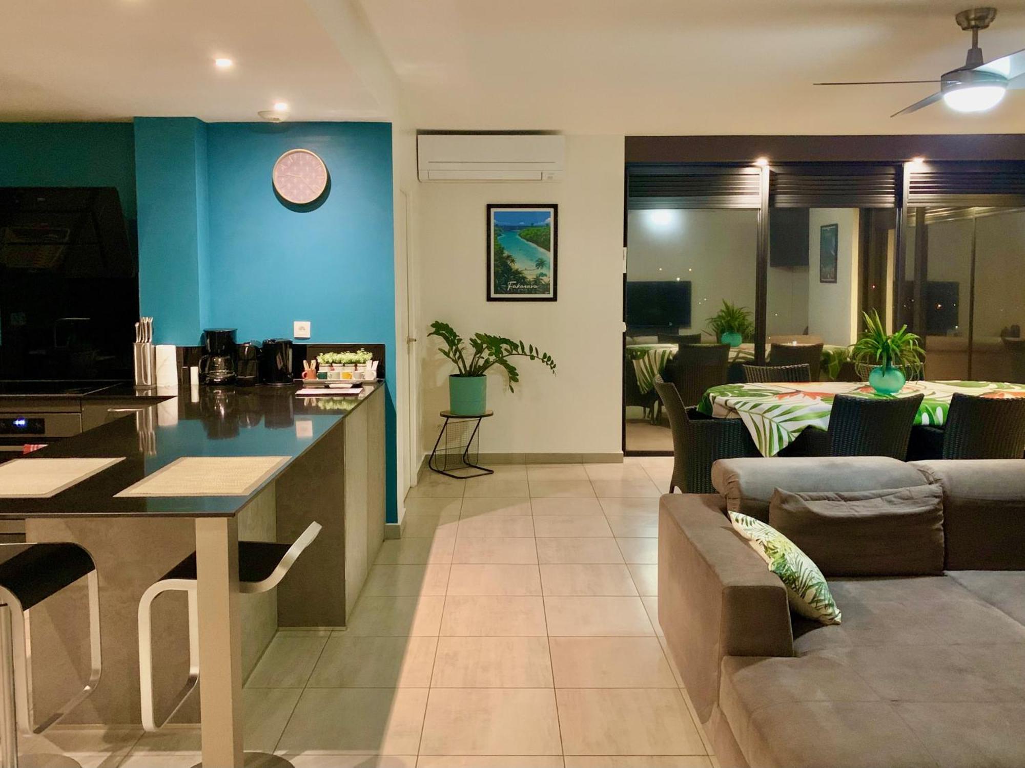 パペーテKaili Ocean View Luxury 2Br Ac Throughout Fiber Wifi & Poolアパートメント エクステリア 写真