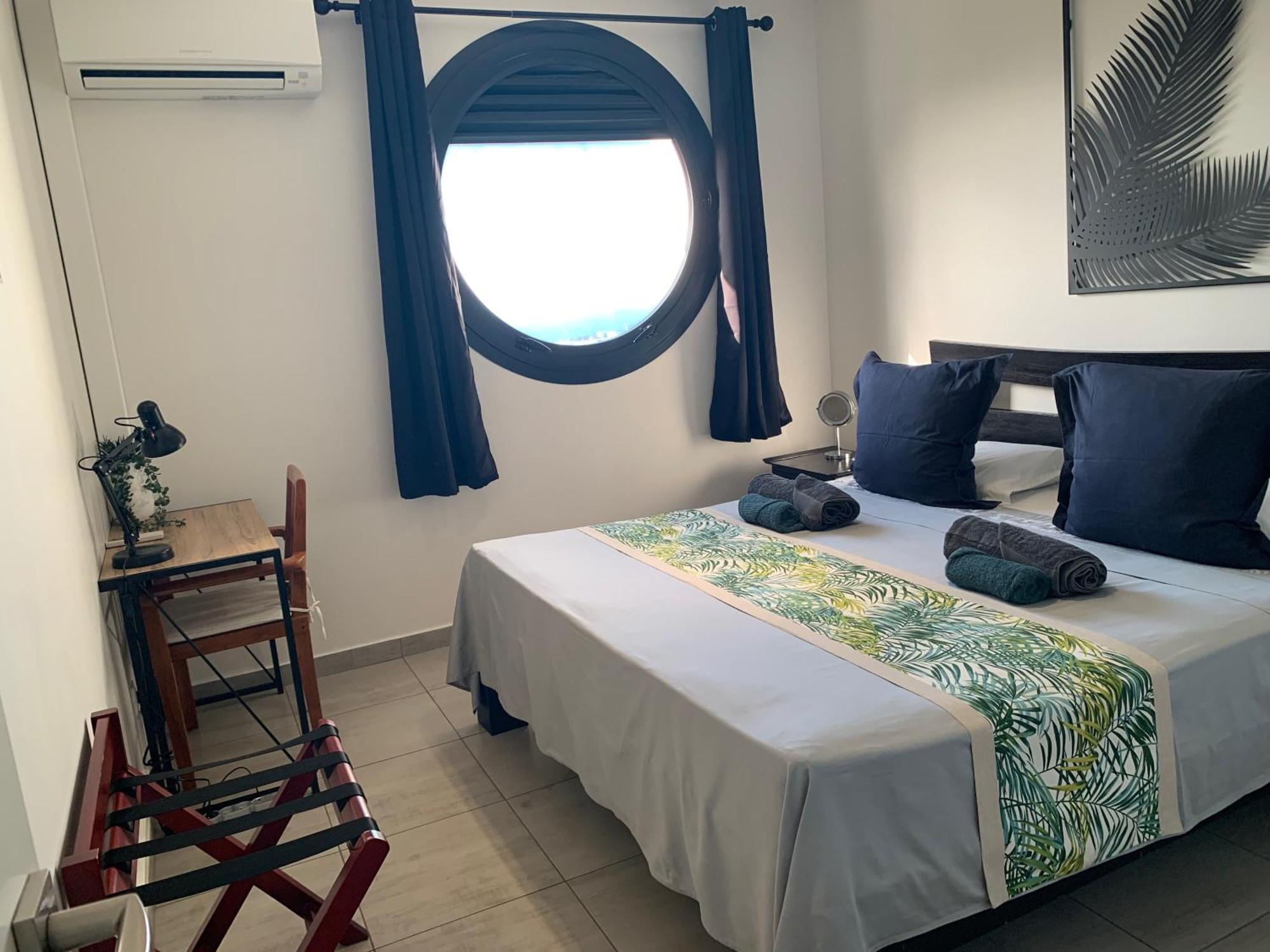 パペーテKaili Ocean View Luxury 2Br Ac Throughout Fiber Wifi & Poolアパートメント エクステリア 写真